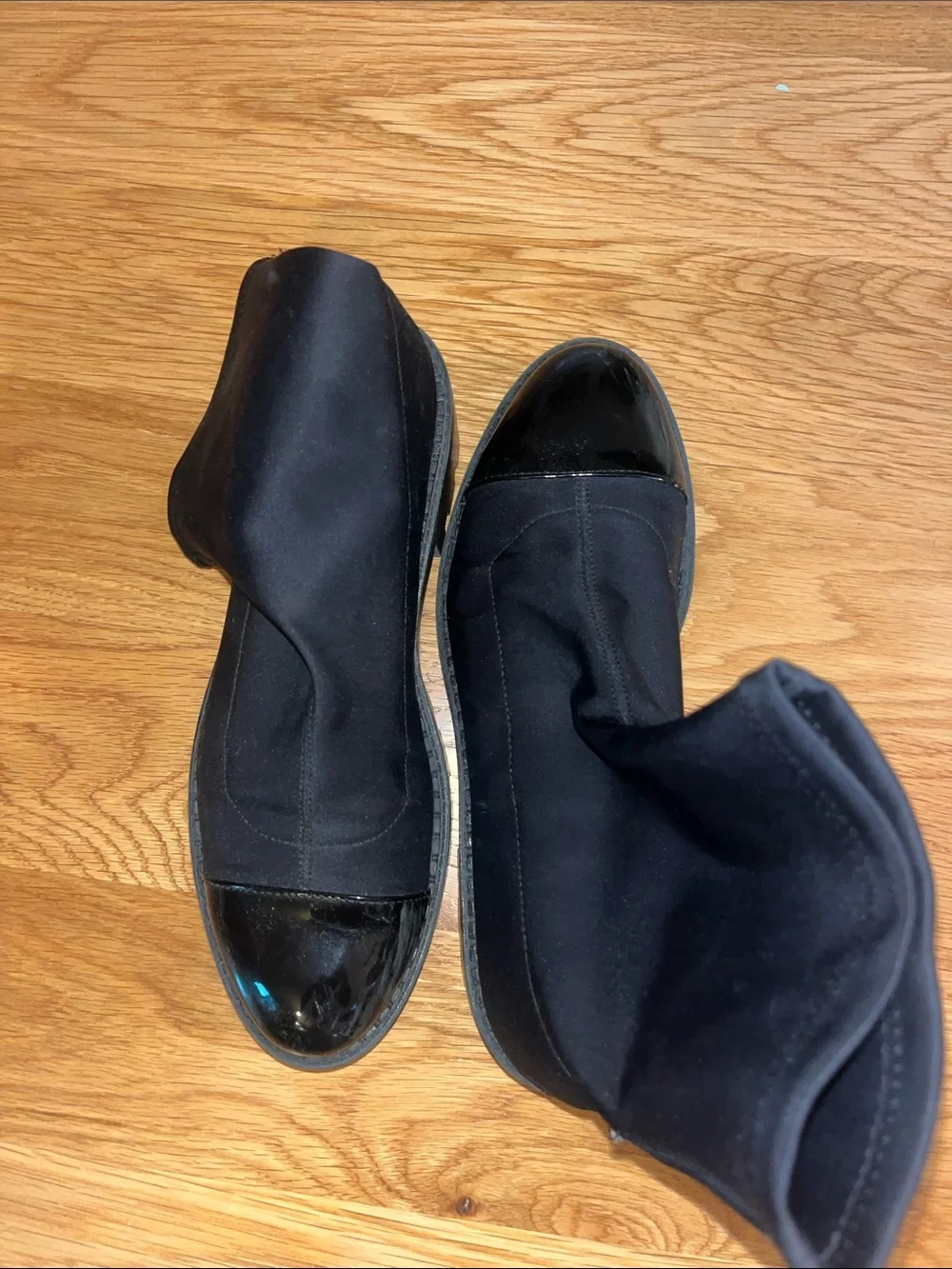 Zara Black Stretch Ankle Boots with Gloss Cap Toe